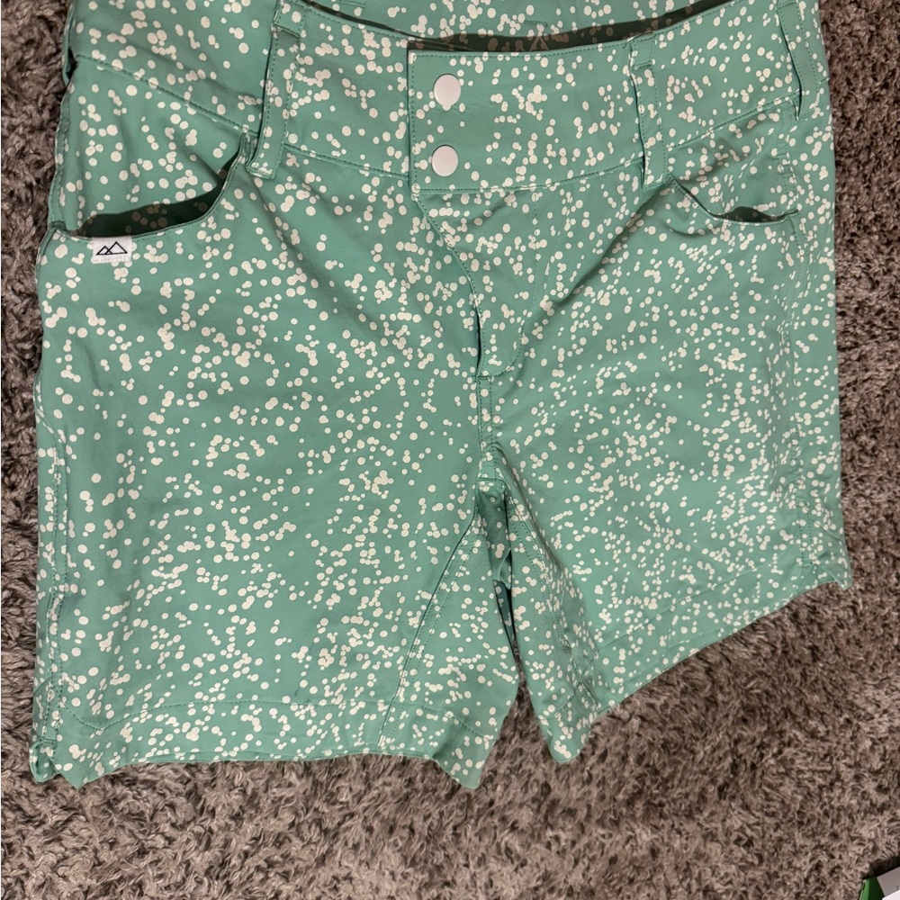 Wild Rye sz 6 Women's MTB 7” Shorts
